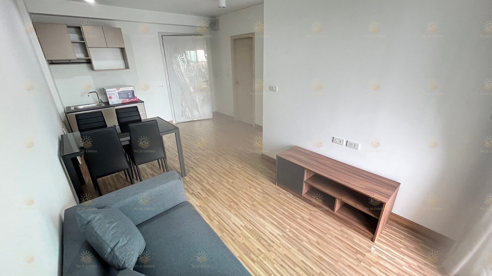 ไอริส เวสท์ เกต - Image 2