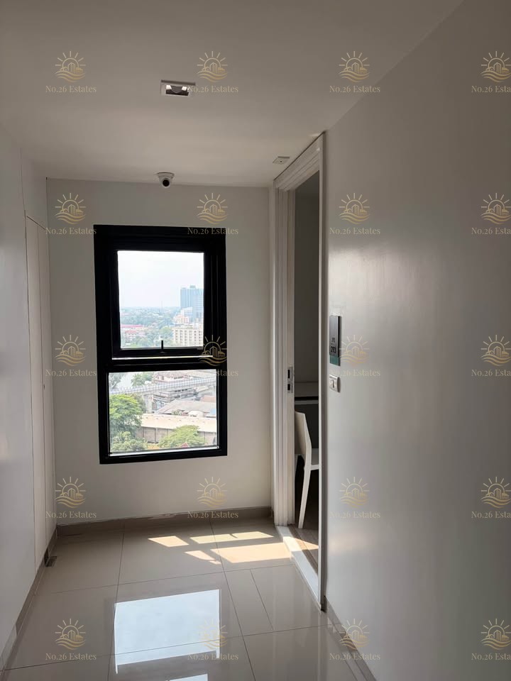 THE BASE Phetkasem - Image 2