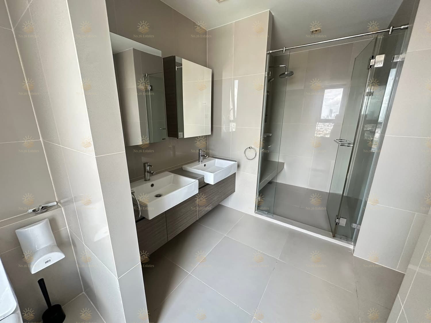 Quinn Condo - Image 2