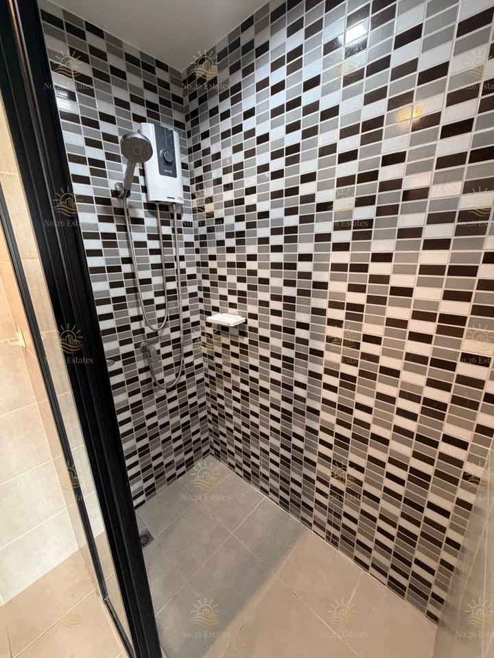 THE BASE Phetkasem - Image 9