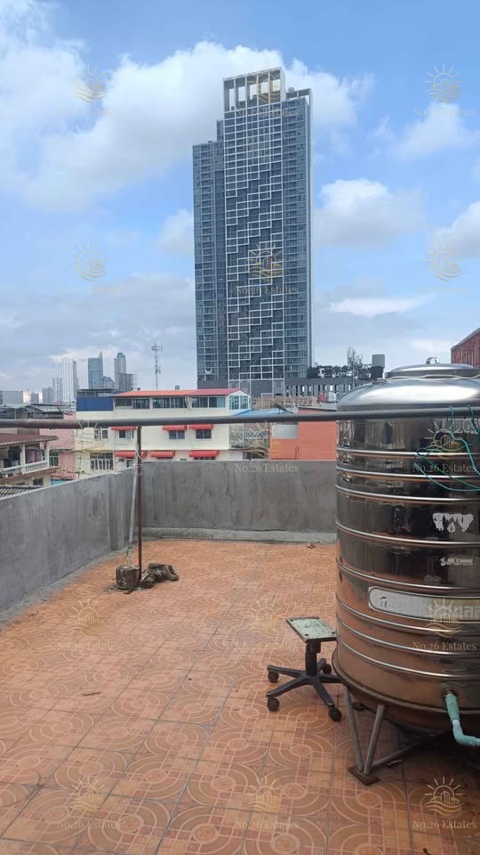 ตึกแถว 4 ชั้นครึ่ง ซอยตากสิน 4 - Image 10