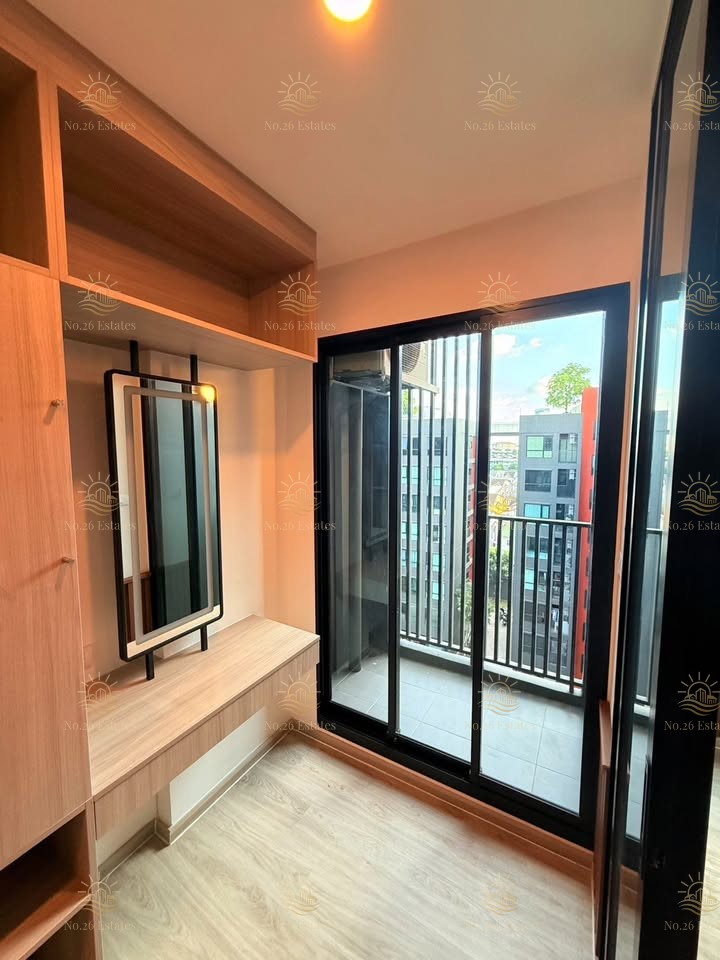 Origin Play Sri Udom Station - Image 1