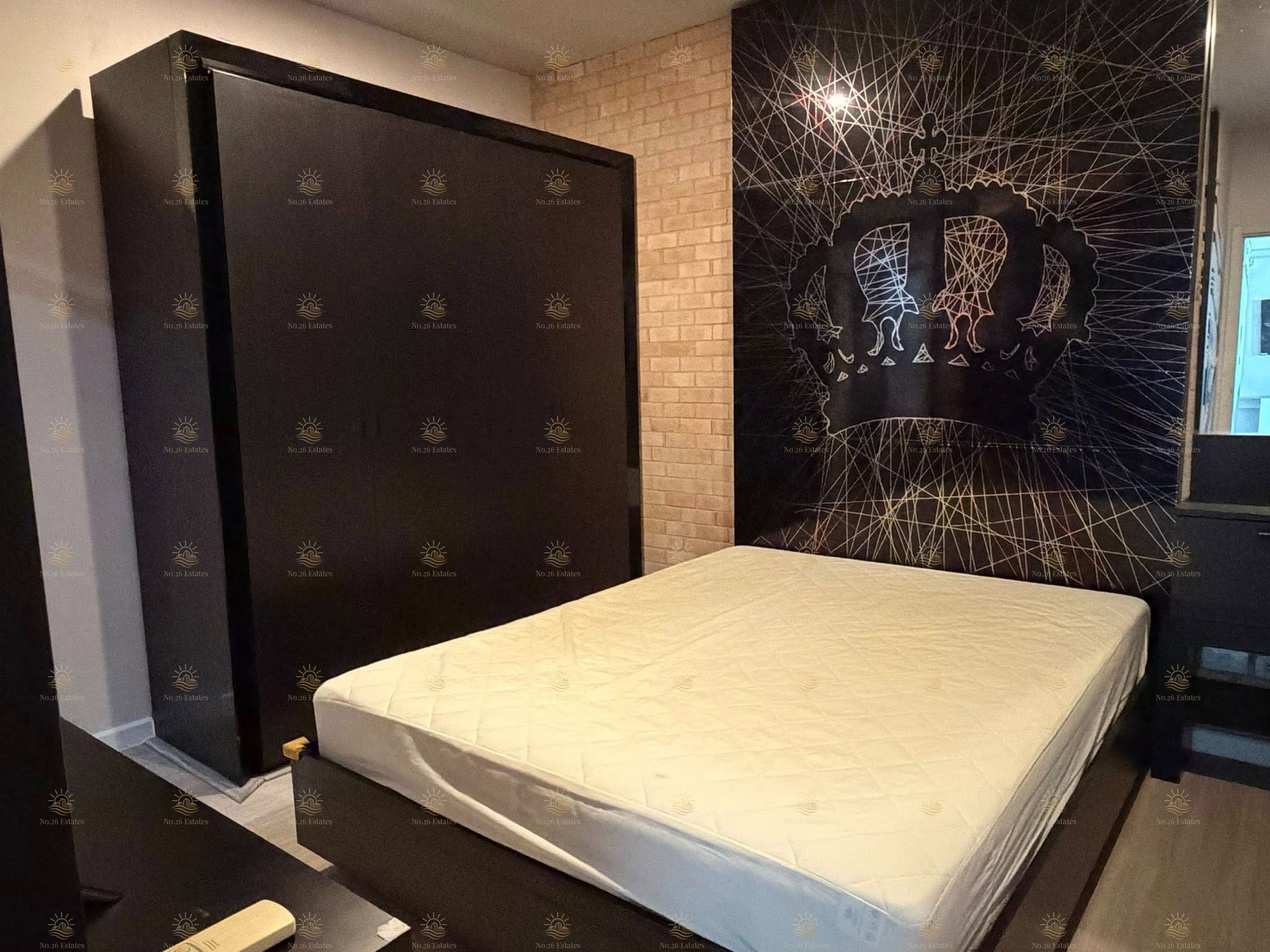 Hive Taksin Condominium - Image 9